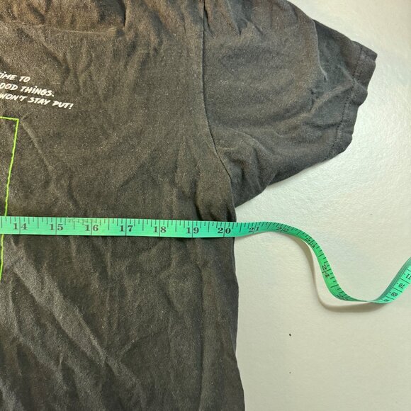 Vintage Chucky Black Graphic T - Picture 5 of 5